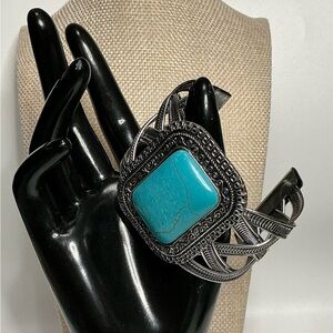 🎉Turquoise Cabochon Silver Bangle Bracelet